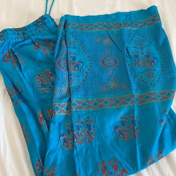 Cobalt blue wide legged semi silk pant - Picture 2 of 5